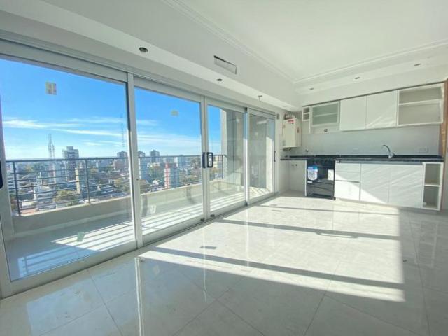 Departamento en venta de 2 ambientes con cochera