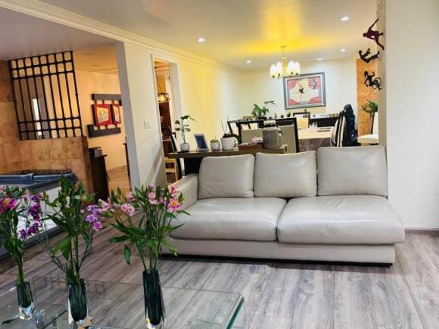 Departamento en venta de 300 m2 en Privada de Tamarindos