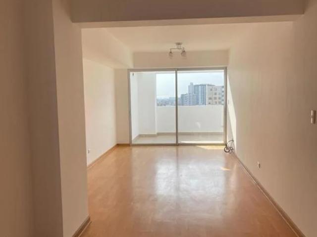 Departamento en venta de REMATE