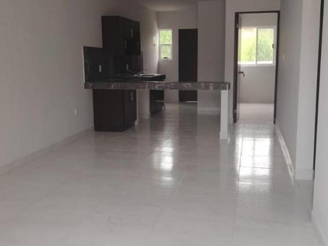 Departamento en Venta en Col. San Antonio, Tampico Tamaulipas. En planta Baja