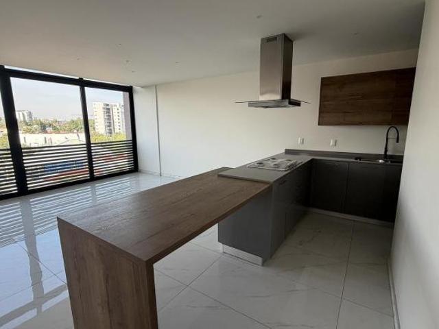 Departamento en Venta en Colomos Providencia en Torre Austra #402 VR