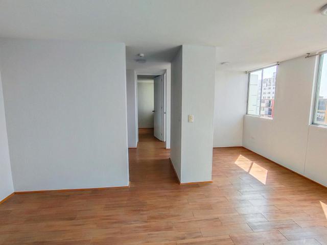 Departamento en venta en Comas – 50 m² con vista exterior cerca de Av. Universitaria