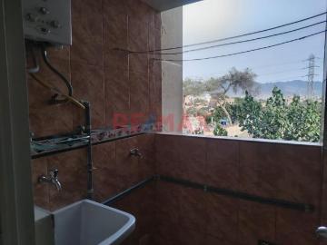 Departamento en venta en Comas a S/153,450