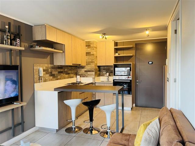 Departamento en Venta en Calle Arcangel 1200, a solo una cuadra del metro San Miguel. Llano Subercaseaux