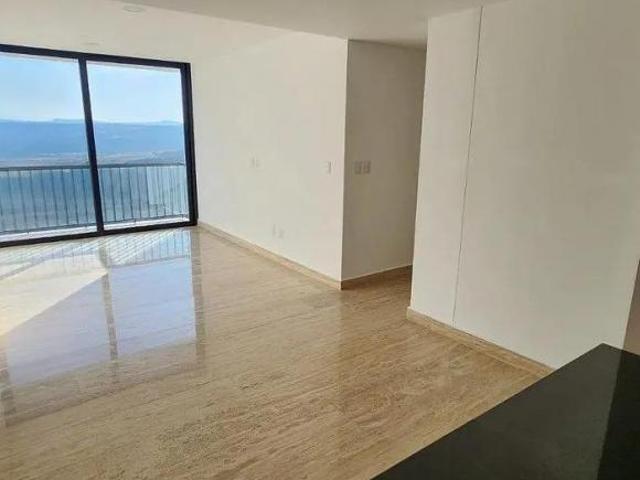 DEPARTAMENTO EN VENTA EN CAÑADAS DEL LAGO, PENTHOUSE DE 3 HAB EN CORREGIDORA