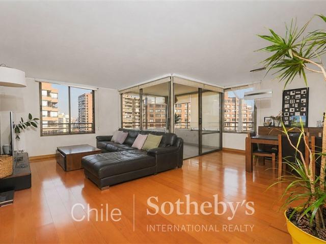 Departamento en Venta en Cercana a Parque Araucano y colegio Sek