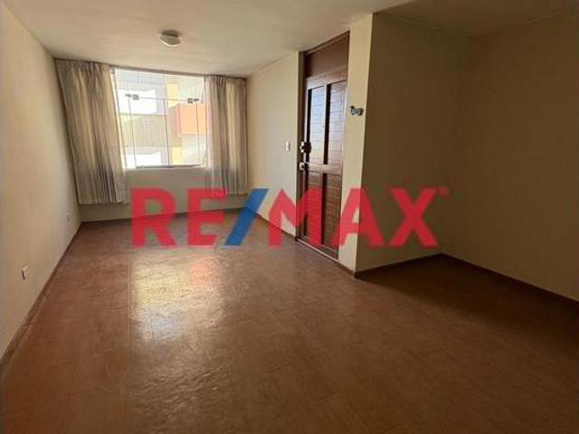 Departamento En Venta En Cerro Colorado Incluye Cochera