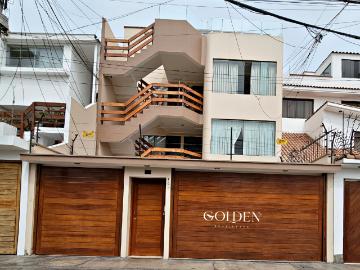 Departamento en venta en Chorrillos a S/409,000