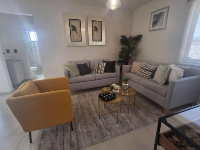 Departamento en venta en Ciudad del Sol, 2 Recámaras, Alberca, Casa Club