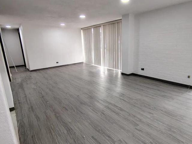 Departamento en venta en Ciudad Satelite, Naucalpan de Juárez, México