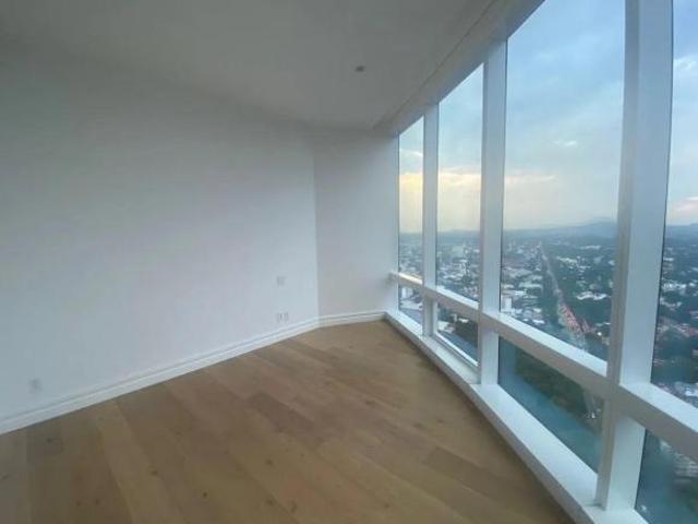 DEPARTAMENTO EN VENTA EN CIRCUITO INTERIOR