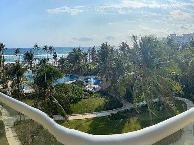 Departamento en venta en Club Playa Mar II 4 recamaras seguridad