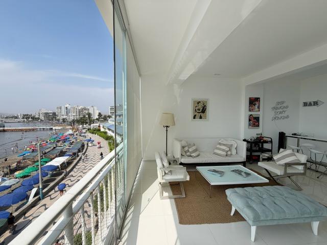 Departamento en venta en Ancón Frente al Mar