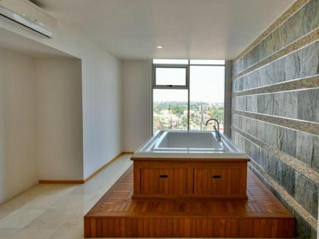 DEPARTAMENTO EN VENTA EN ANDARES PUERTA DE HIERRO