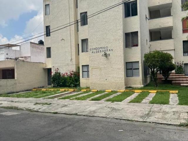 Departamento en venta en Arboledas / la calma, aldebaran