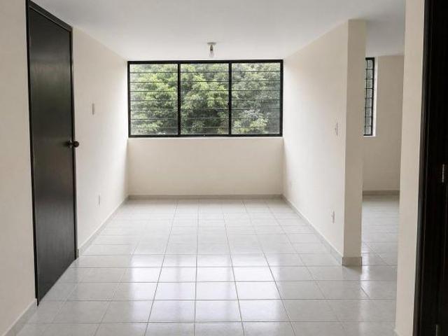 Departamento en venta en Arcos de Zapopan, a unas cuadras del tren ligero