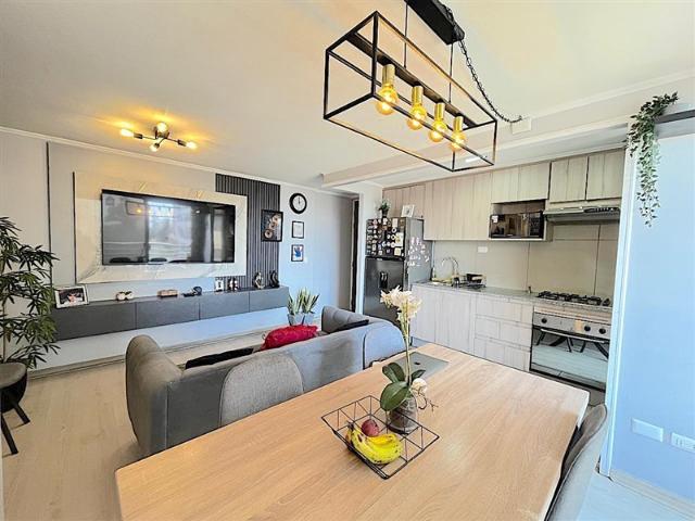 Departamento en Venta en Av. Portales 300 800