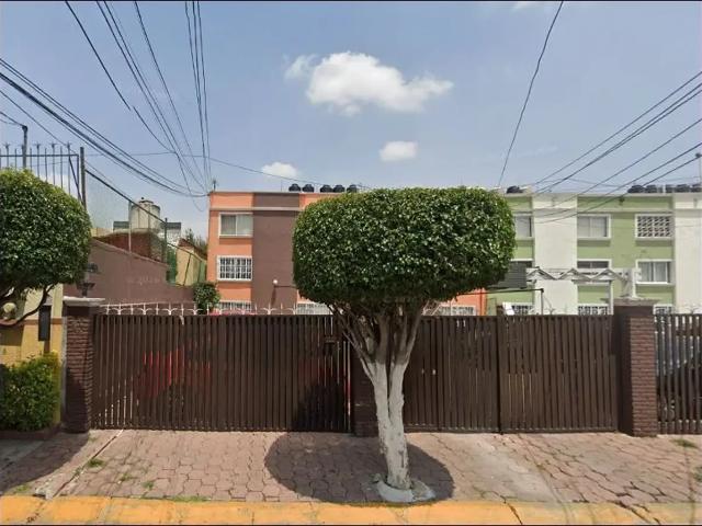 DEPARTAMENTO EN VENTA EN BOSQUE DE ARAGÓN, NEZA