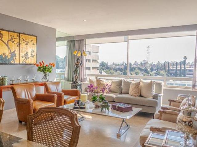 DEPARTAMENTO EN VENTA EN BOSQUE DE LAS LOMAS