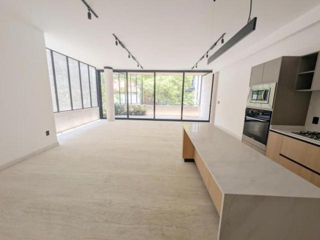 Departamento en Venta en Bosques de las Lomas m2d3491