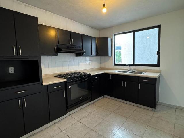 Departamento en Venta en Bosques del Refugio, Le?n, Gto