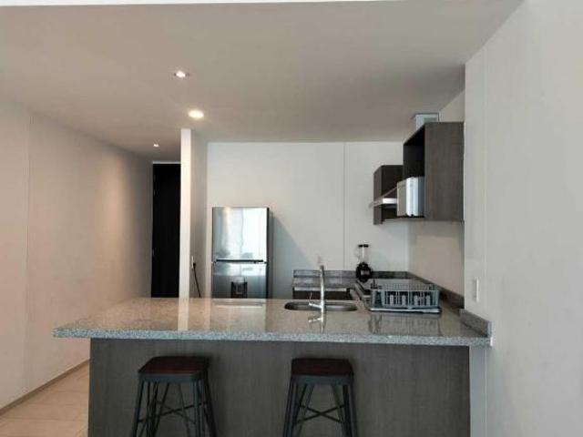 DEPARTAMENTO EN VENTA EN EL CENTRO, JUNTO A PLAZA LA VICTORIA, AMUEBLADO