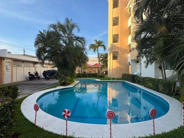 Departamento en venta en Fracc. Virginia, 3er piso, 139 m² y alberca