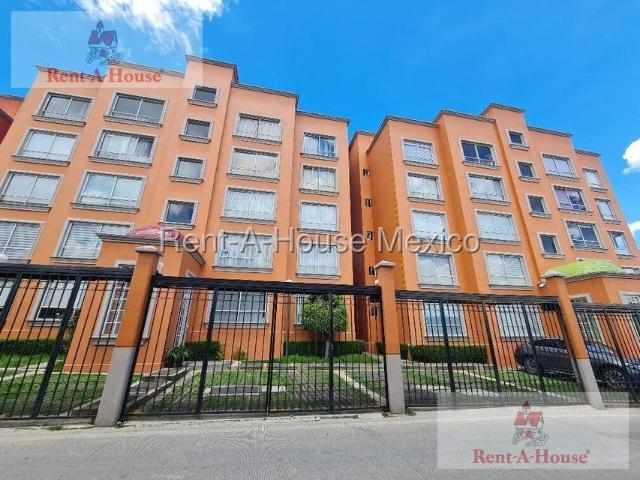 Departamento en Venta en Huixquilucan, Jesus del Monte RT 26 3332