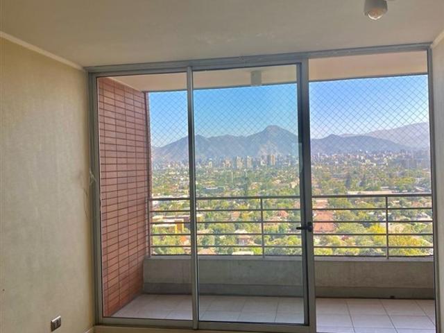 Departamento en Venta en Irarrazaval / Montenegro 3 cuadras Metro Villa Frei