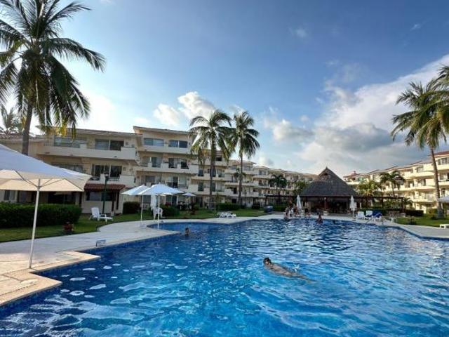 Departamento en venta en Ixtapa Iguana frente al mar