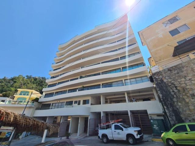 Departamento en Venta en Joyas de Brisamar, Acapulco, Guerrero