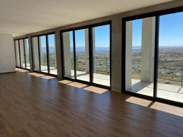 DEPARTAMENTO EN VENTA EN JURIQUILLA, ALTOS JURIQUILLA CON GRAN TERRAZA