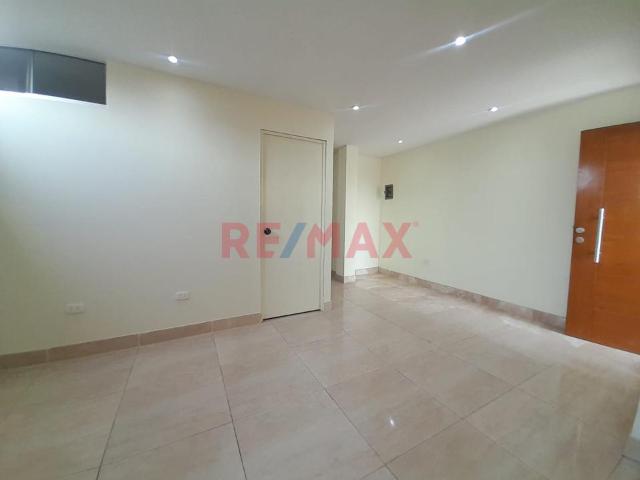 Departamento en venta en Los Olivos a S/206,400