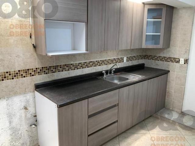 Departamento en Venta en Los Héroes de León, León Gto