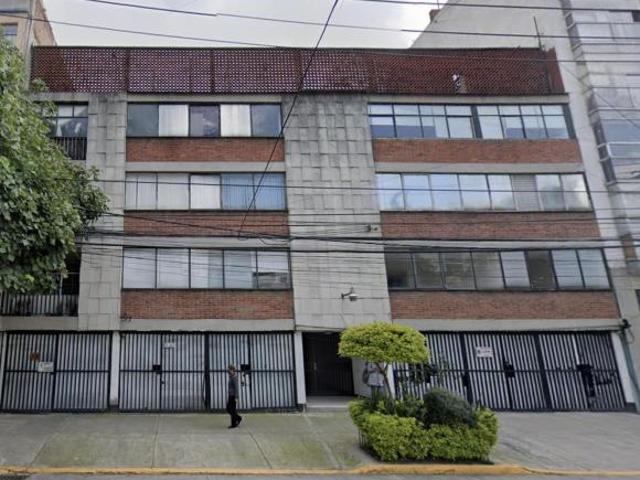 Departamento en venta en la Colonia Napoles, remate bancario