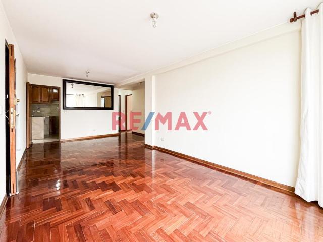 Departamento en venta en La Molina a S/570,720