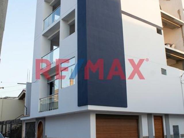 ¡Departamento En Venta En La Victoria, Chiclayo!