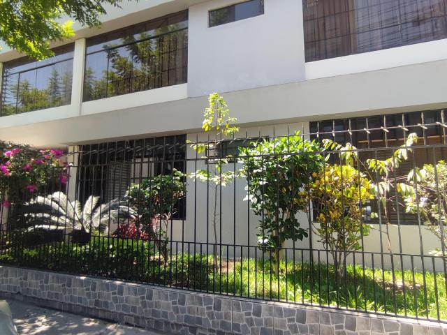Departamento en venta en Lince a $145,000