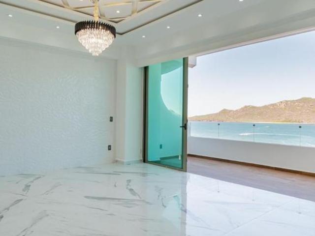 DEPARTAMENTO EN VENTA EN MAZATLAN FRENTE AL MAR, DE 2 RECAMARAS, EN TRAMONTO, UBICADO EN ZONA DORADA