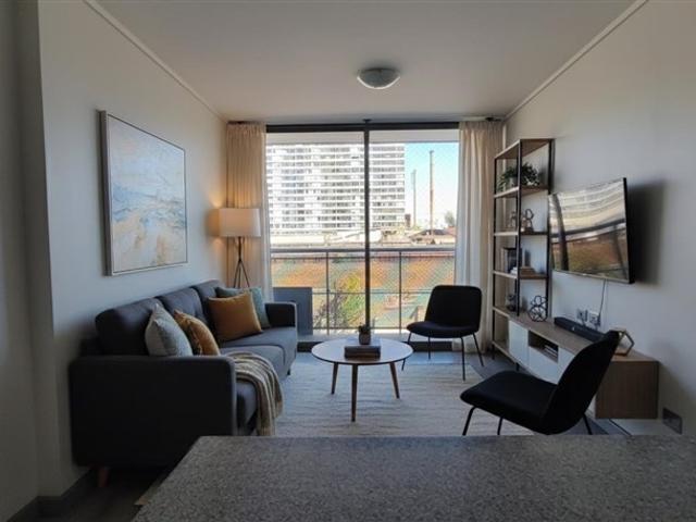 Departamento en Venta en Metro Carlos Valdovinos, sector universitario
