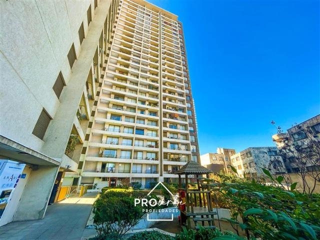 Departamento en Venta en Metro Irarrázaval/Av. Bustamante/Barrio Italia/2D 2B/Bodega y Un Estacionamiento