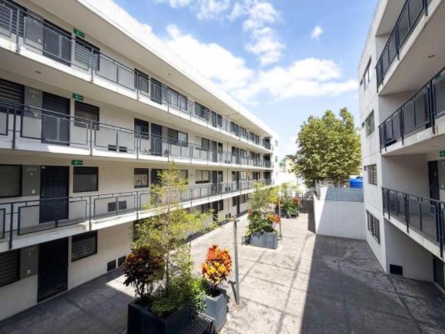 DEPARTAMENTO EN VENTA EN MEZQUITÁN, GUADALAJARA