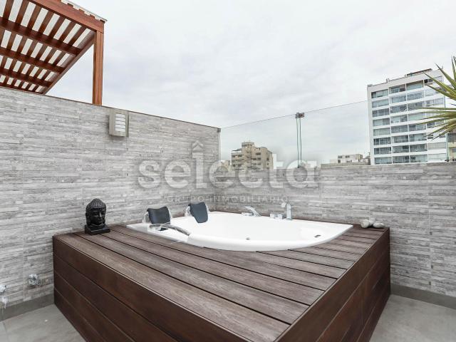 Departamento en venta en Miraflores a $330,000