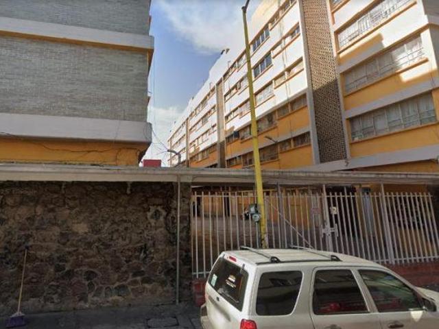 Departamento en venta en Multifamiliar Francisco Zarco 4