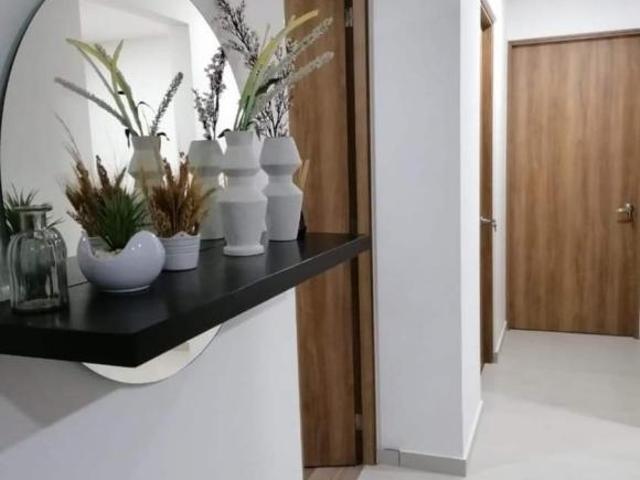Departamento en Venta en Nibele Oblatos | Nivel 6, 2 Recámaras y Amplio Balcón