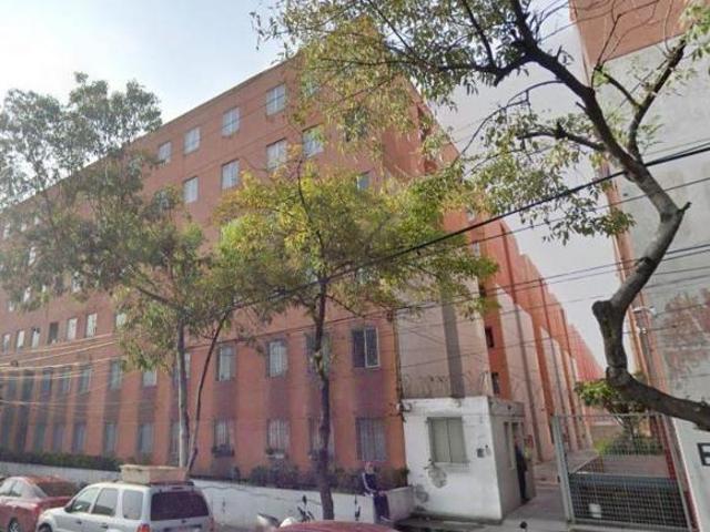 DEPARTAMENTO EN VENTA EN NICOLÁS BRAVO CERCA DE CAMPO DE BÉISBOL CALLES