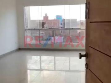 Departamento en venta en San Martin De Porres a S/280,000