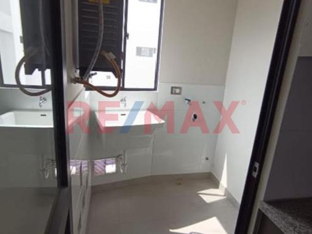 Departamento en venta en San Miguel a S/490,000