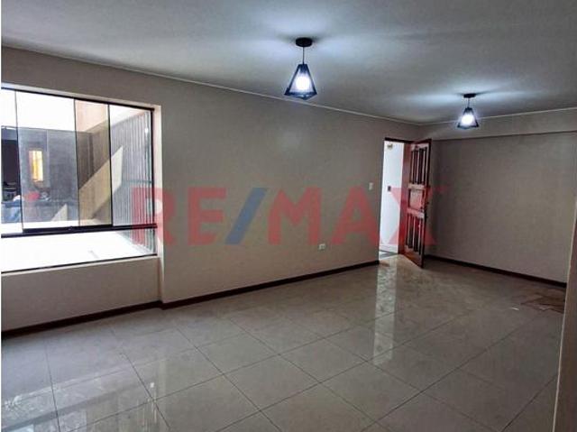 Departamento en venta en San Miguel a S/306,900