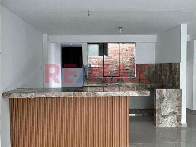 Departamento en venta en San Juan De Lurigancho a S/258,000